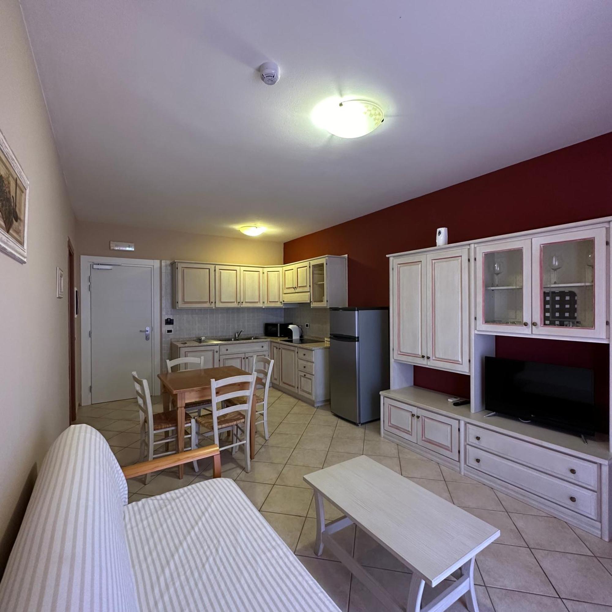 Aparthotel Le Residenze Di Santa Costanza - Le Dimore San Vincenzo