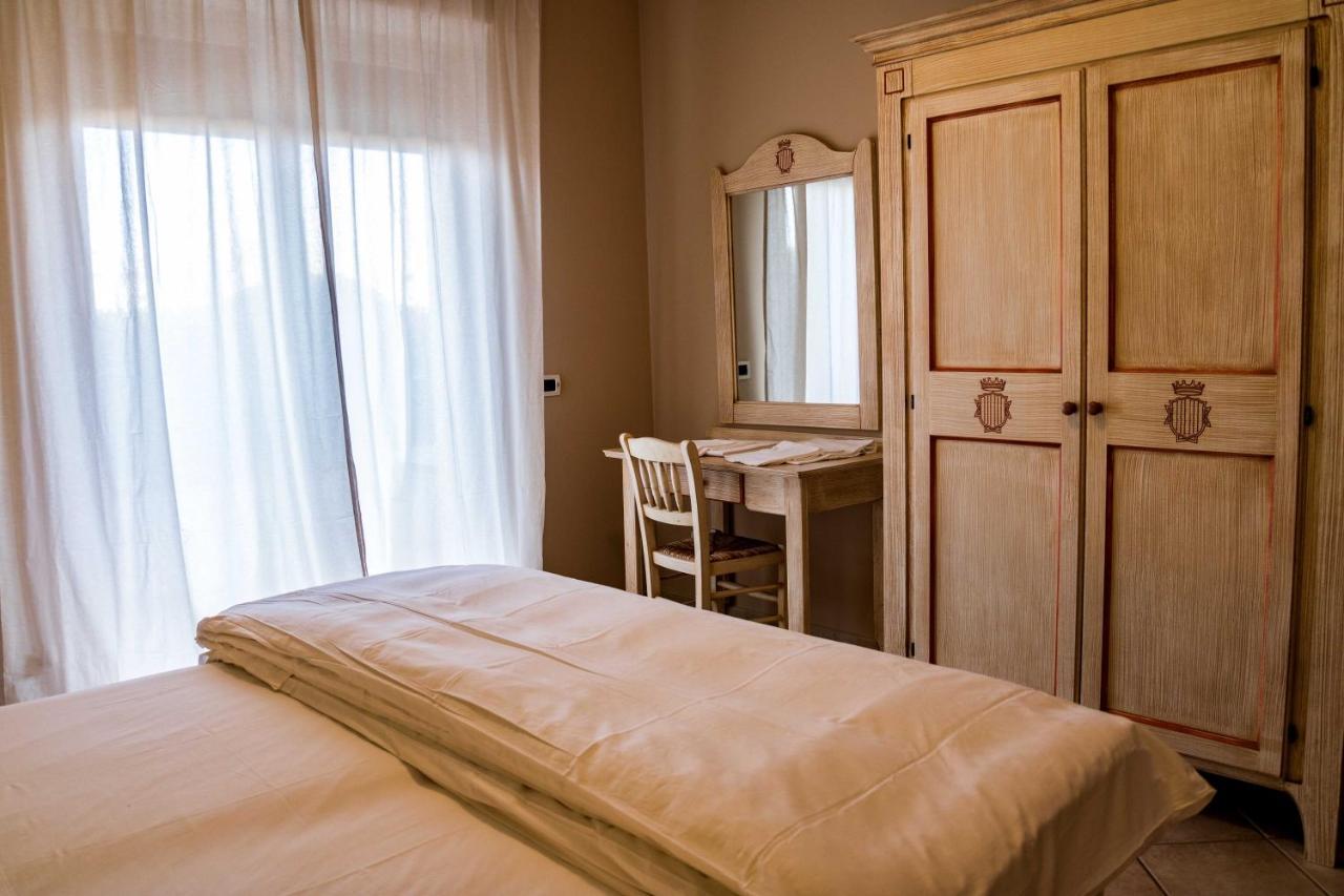 Aparthotel Le Residenze Di Santa Costanza - Le Dimore 2*