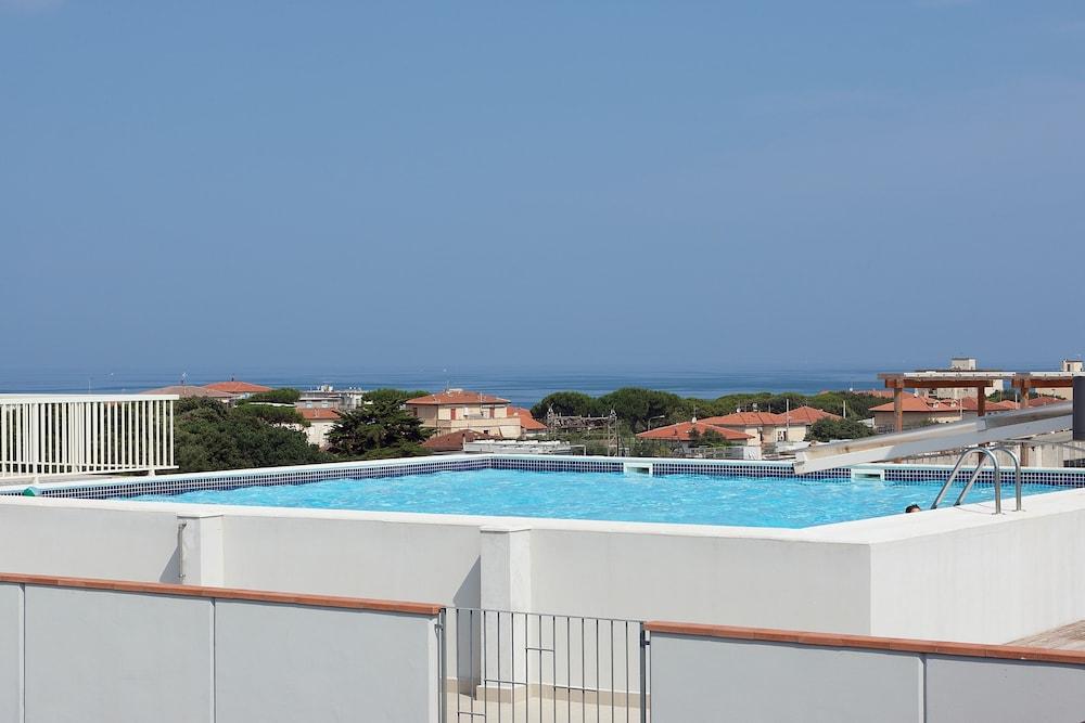 Aparthotel Le Residenze Di Santa Costanza - Le Dimore San Vincenzo