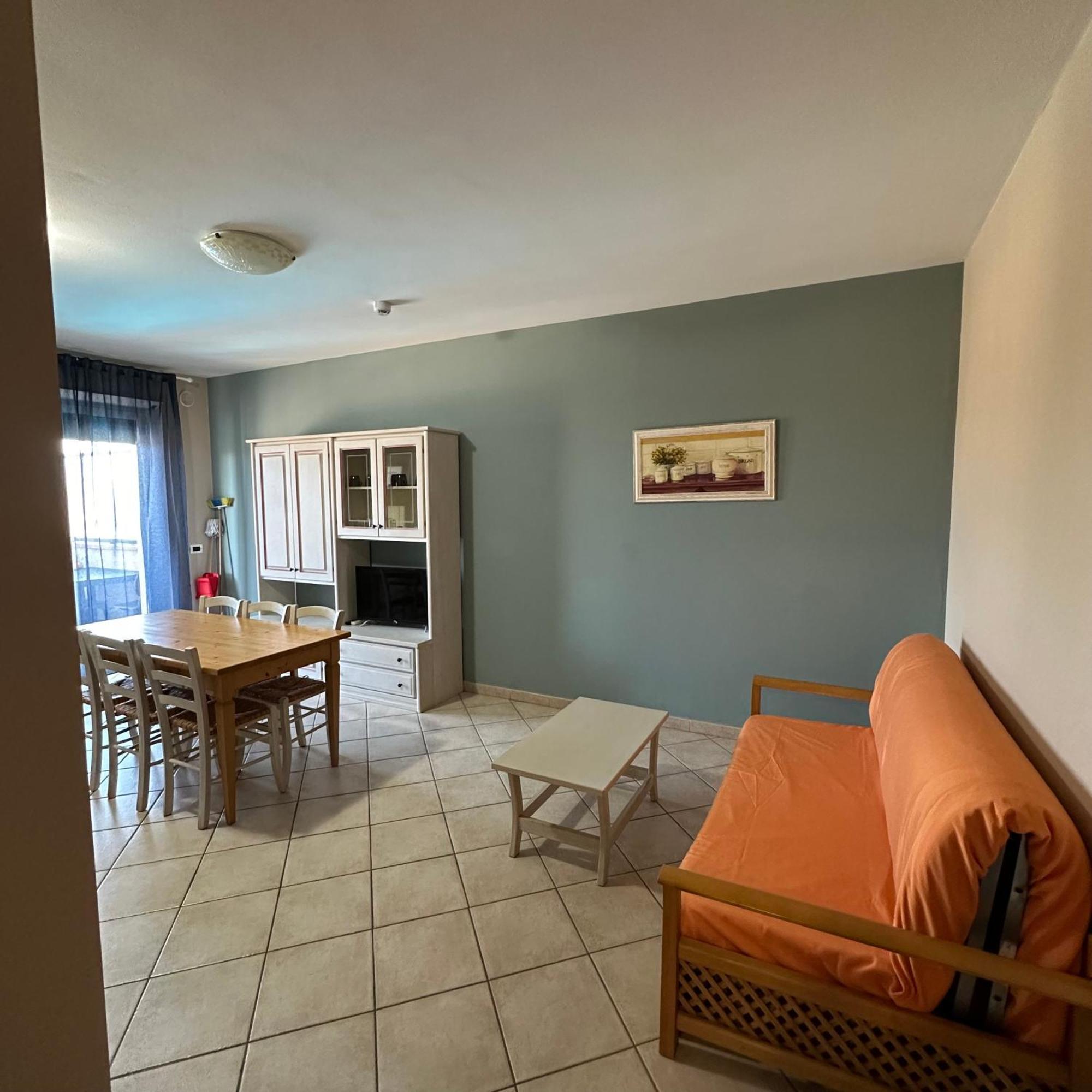 Le Residenze Di Santa Costanza - Le Dimore 2*