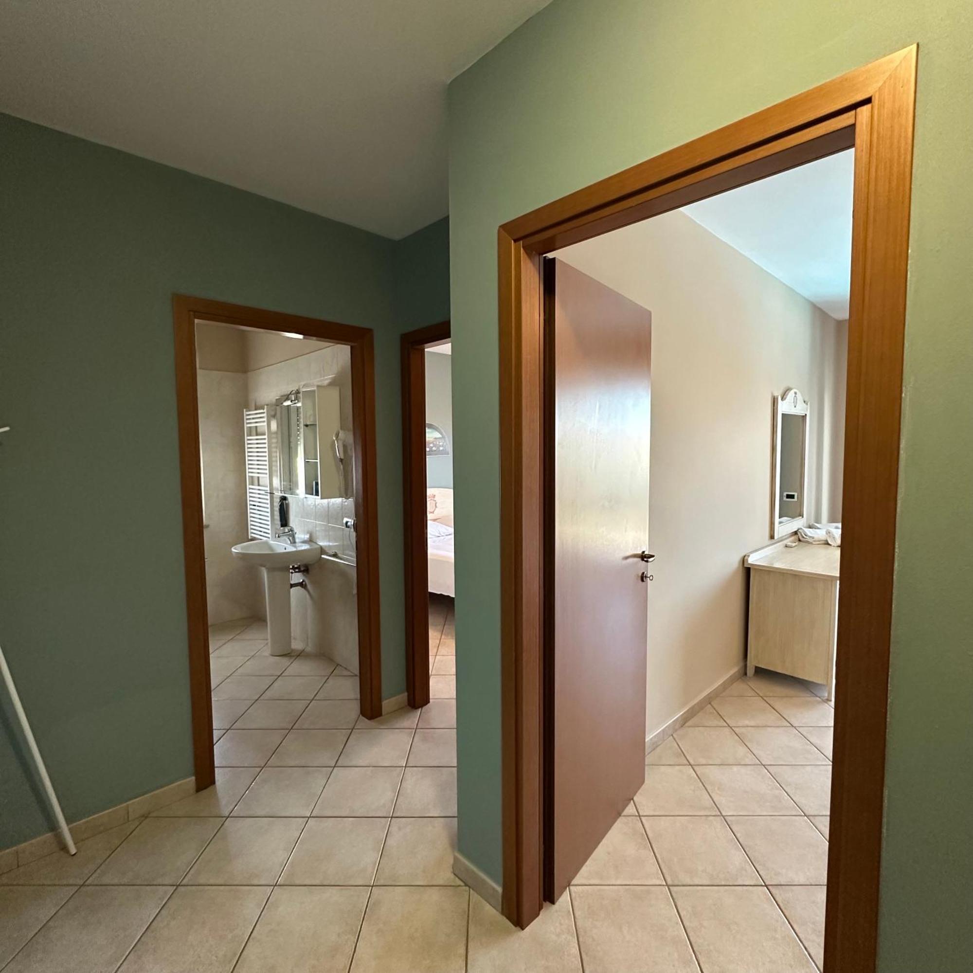 Le Residenze Di Santa Costanza - Le Dimore Apart-hotel 2*